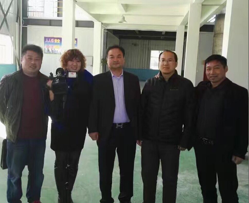 新疆吉木薩爾（ěr）縣人員蒞臨我公司孟州日本久久久生化園區進行觀摩活動(圖3)